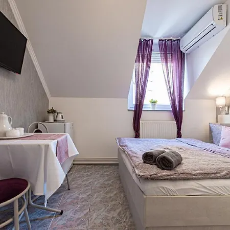 Szent Kristof Panzio 3* Eger