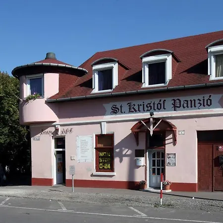 ゲストハウス Szent Kristof Panzio エゲル